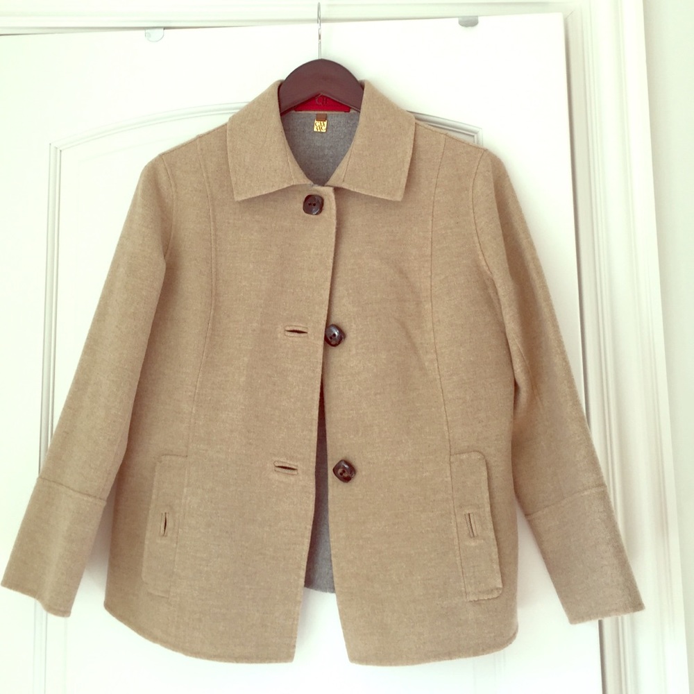 Carolina Herrera wool camel jacket